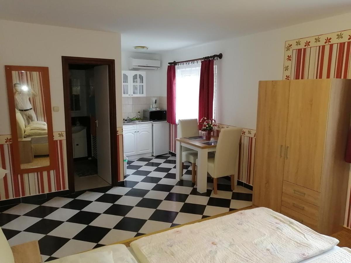 Magdalena Apartmanház Heviz Bagian luar foto