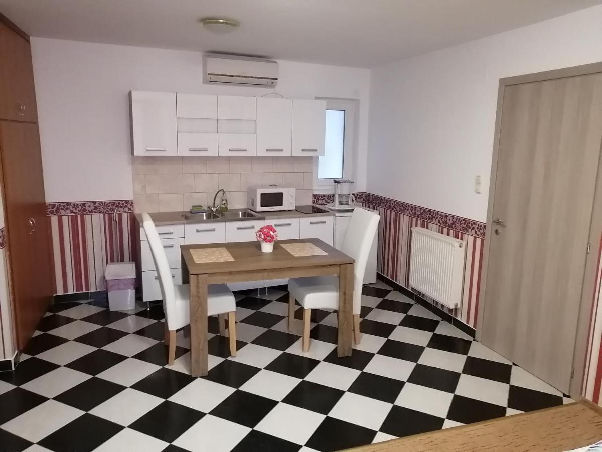 Magdalena Apartmanház Heviz Bagian luar foto