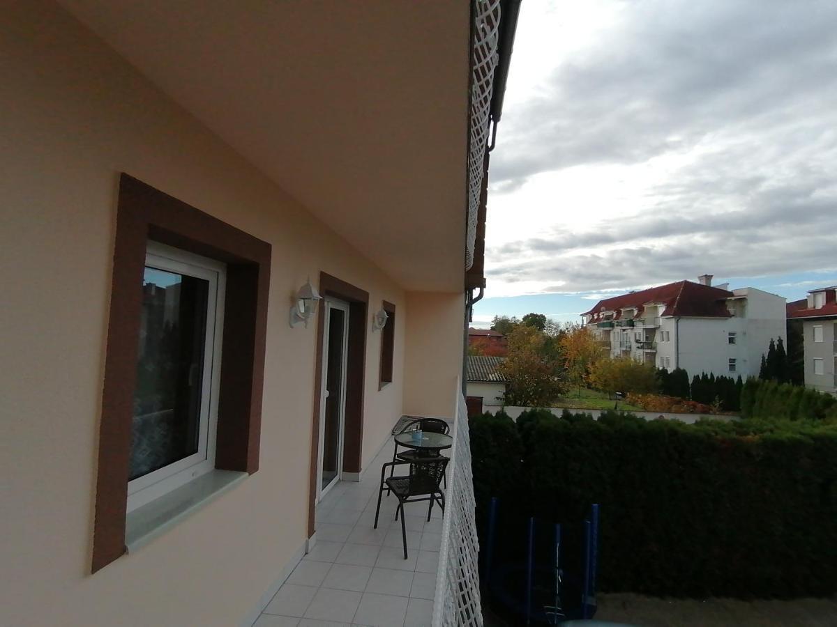 Magdalena Apartmanház Heviz Bagian luar foto